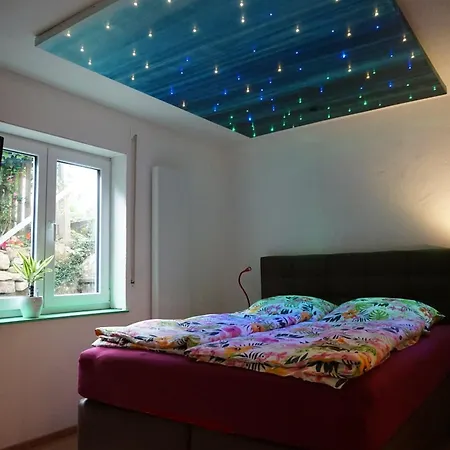 Eva Und Wolf Apartman *